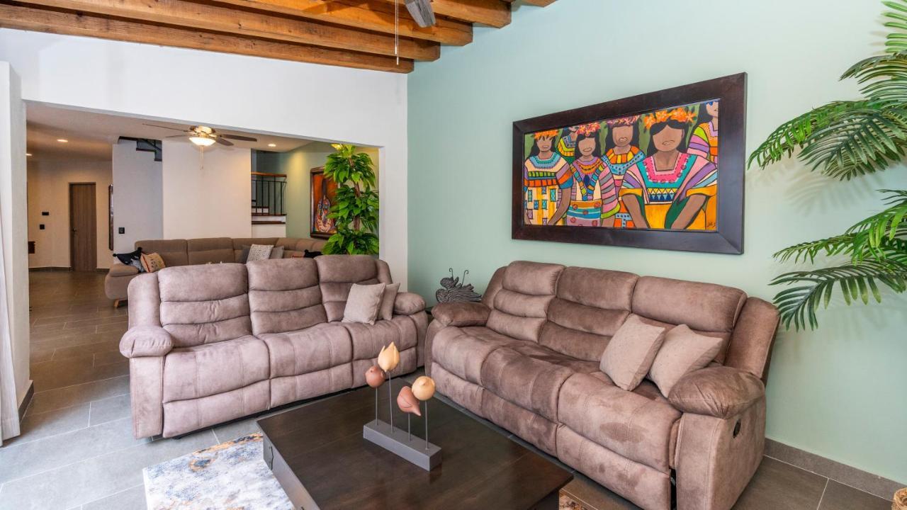 Holt Nueva Escondida 3Br - Pool, Parking & Patios Βίλα Σαν Μιγκέλ ντε Αγιέντε Εξωτερικό φωτογραφία